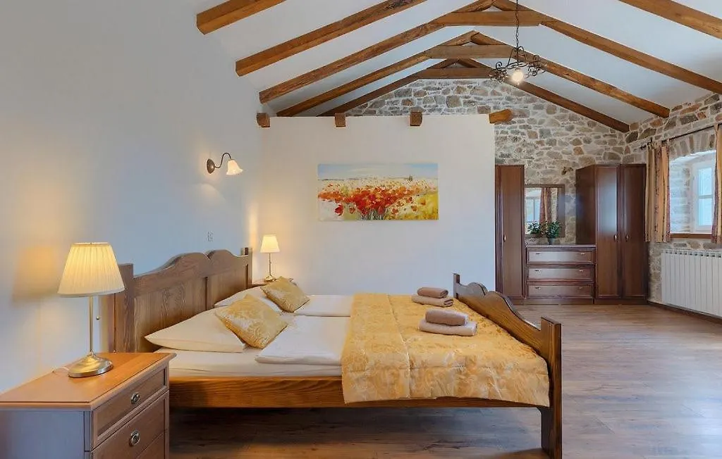 Villa Lamija Kirmenjak